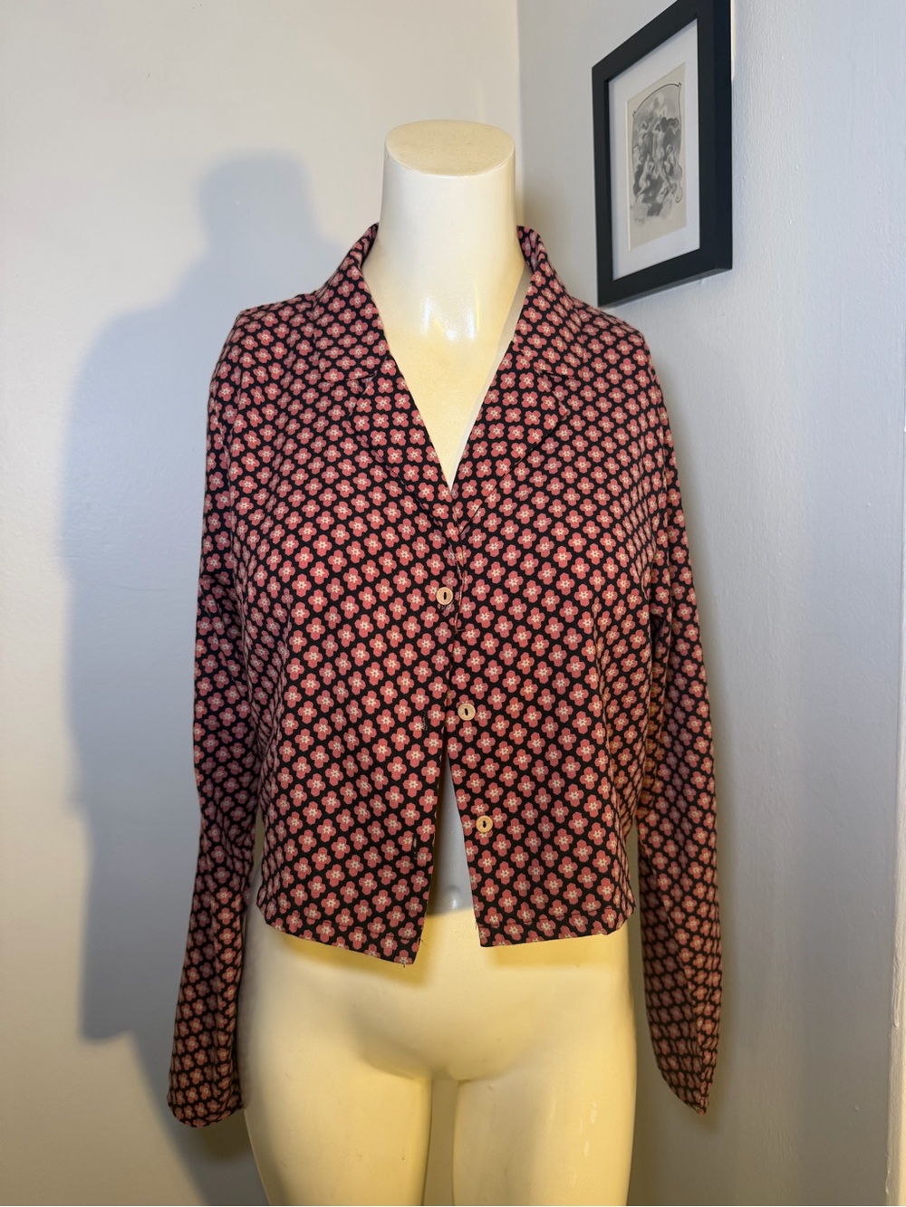 IJOAH Medium Floral Print Cropped Button Down Blouse Retro Vintage Inspired